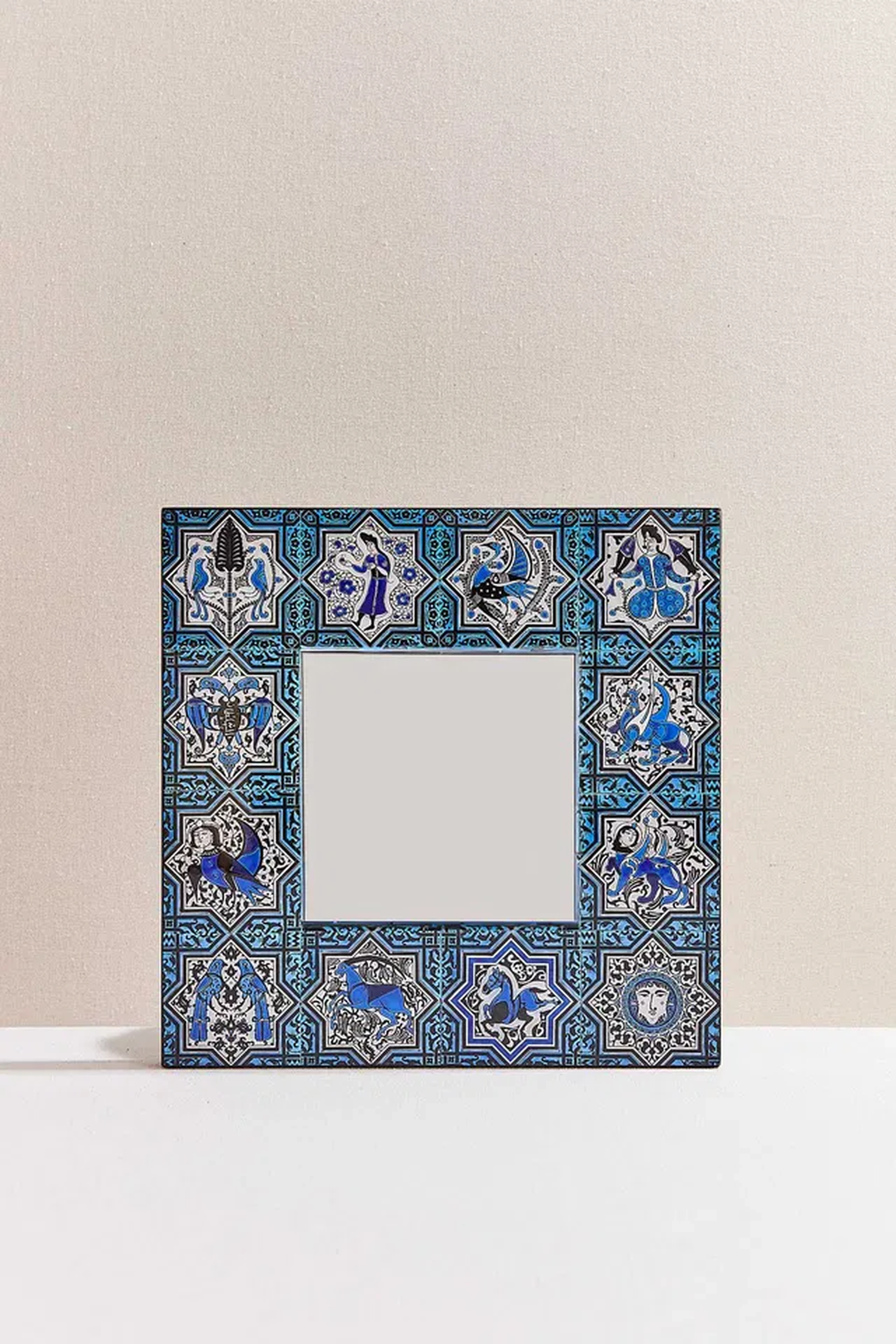 KUBAD ABAD AYNA 30X30 CM